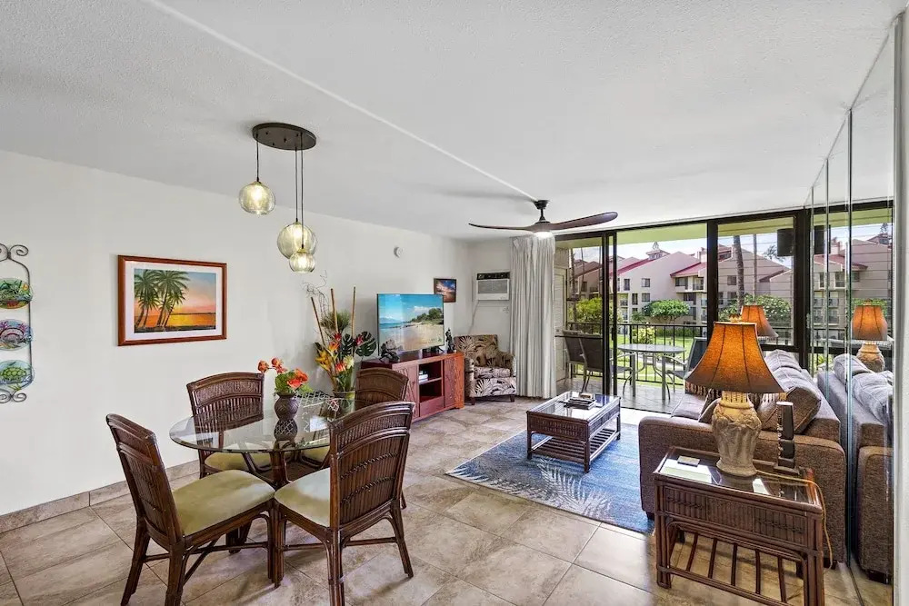 Kamaole Sands 7-206 - Renovated, Courtyard Views, Steps to the Beach, AC