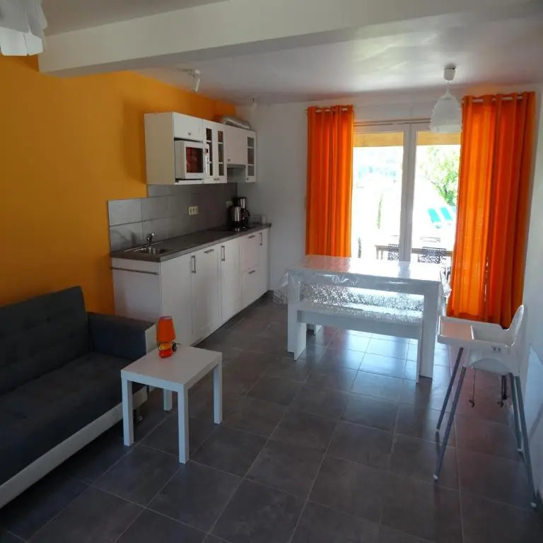 Villa Vallon Pont dArc