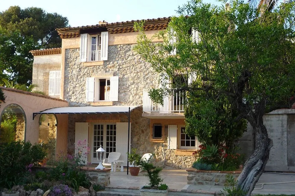 L Escapade Hôtel & Restaurant
