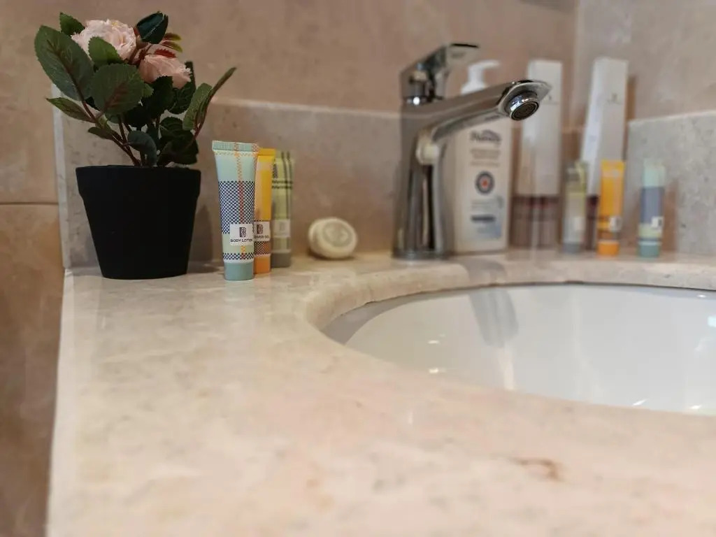 F residence, Beauty & Luxury