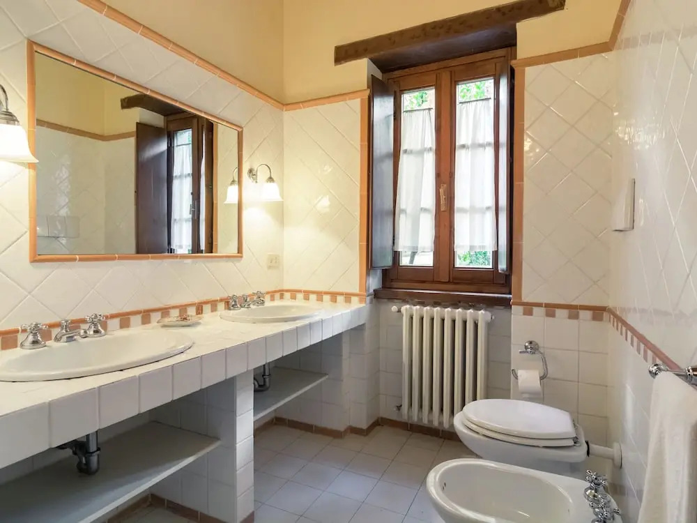 Scenic Farmhouse in Poppi With Swimming Pool