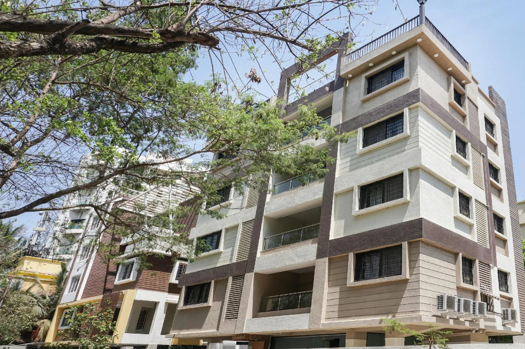 OYO 35766 Hotel Grand Inn