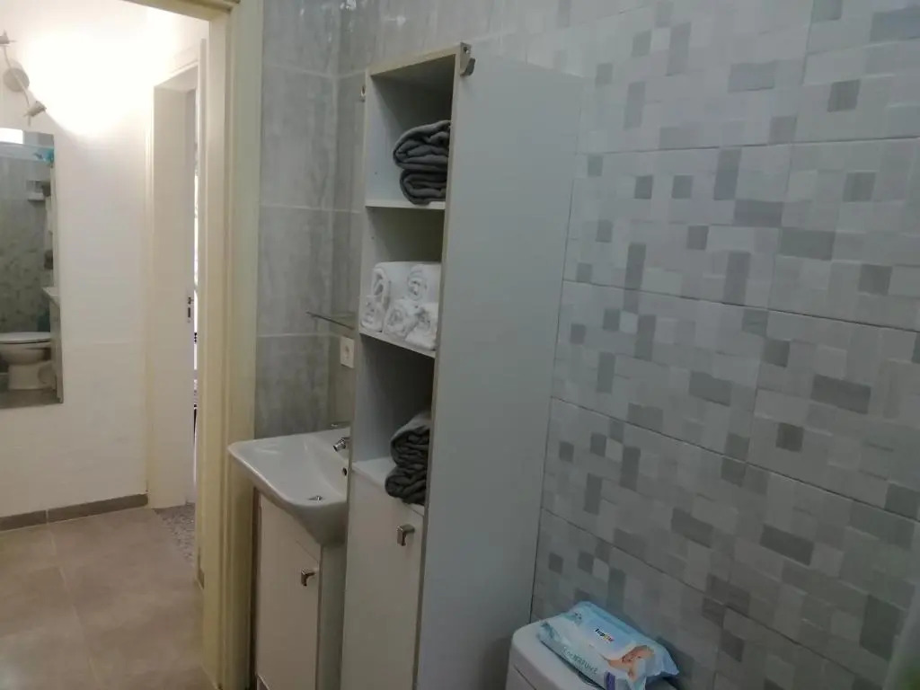 Casa Guinea 5