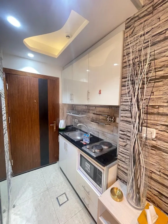 Central Tiny Studio for Rent 409