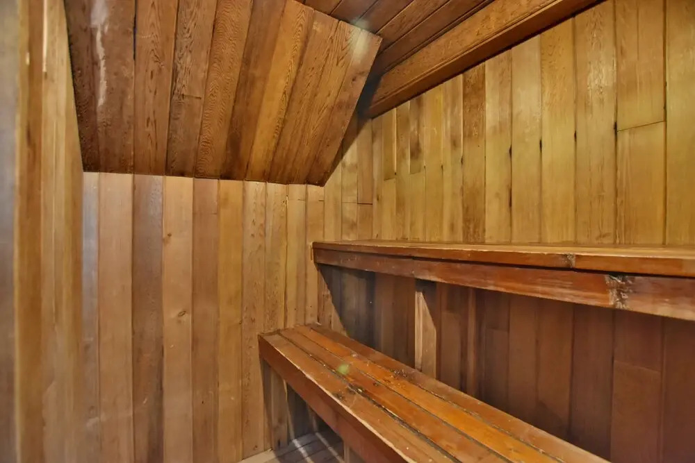 163 Tyrolean Rustic 4 bedroom chalet