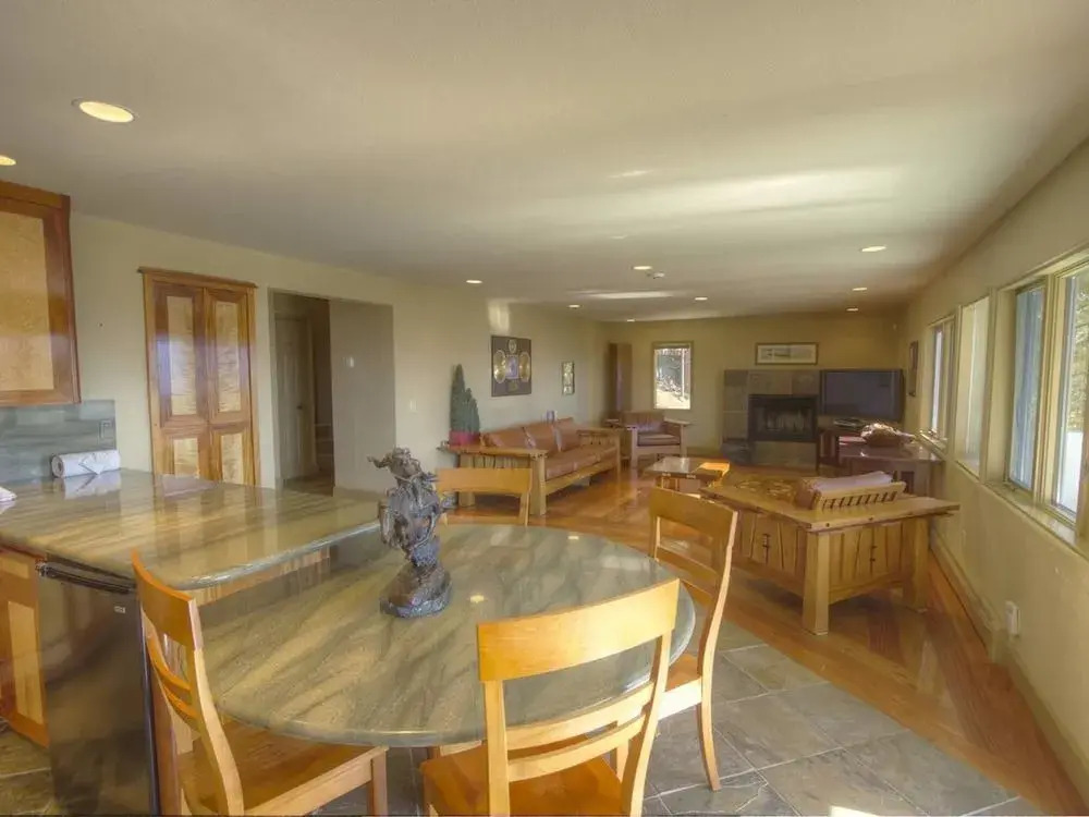Panoramic Views of Lake Tahoe 8 Br home by RedAwning