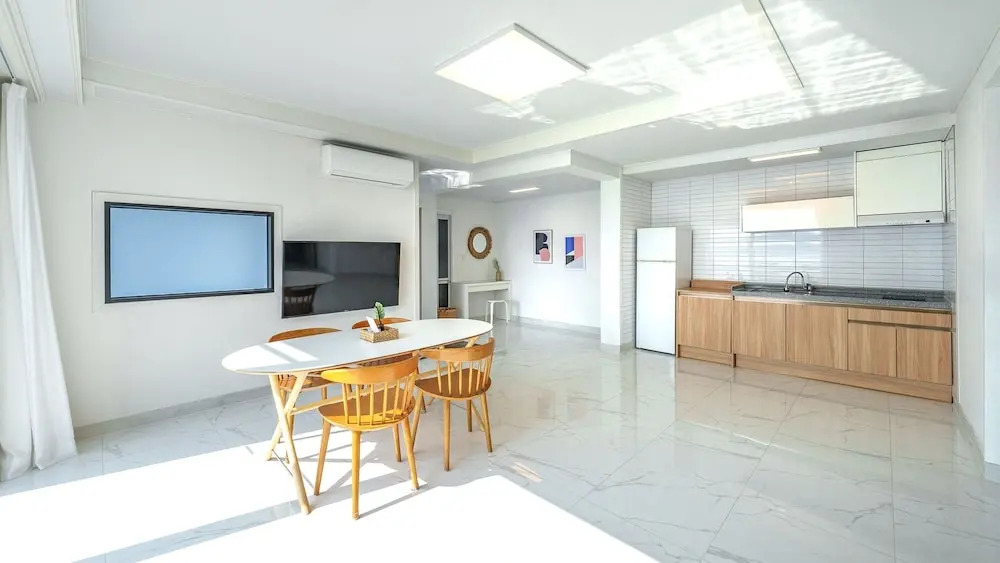 Yeosu Jangsuri Poolvilla&Spa Pension