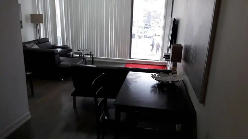 Pelicanstay in Toronto Fashion District