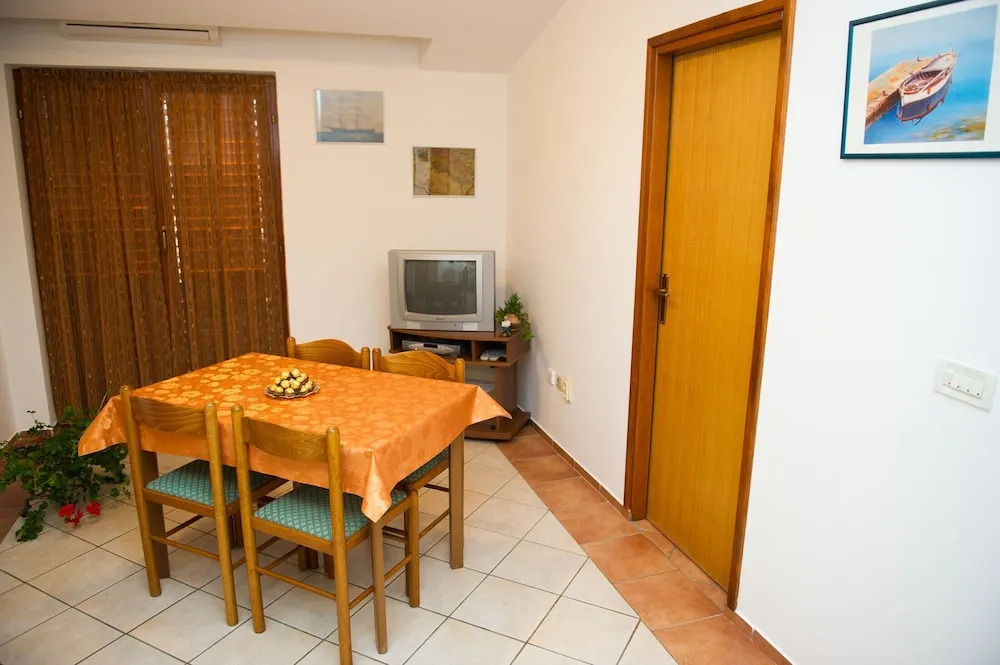 Apartments Villa Estella
