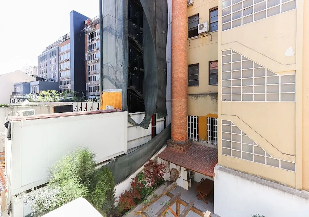 JOIVY Bright&cosy 1-bed Apt, moments from Avenida da Liberdade