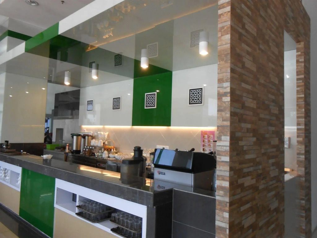 HIG Hotel & Convention
