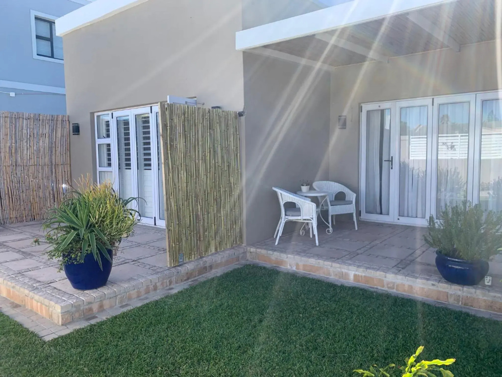 Private room with own entrance, patio and garden.