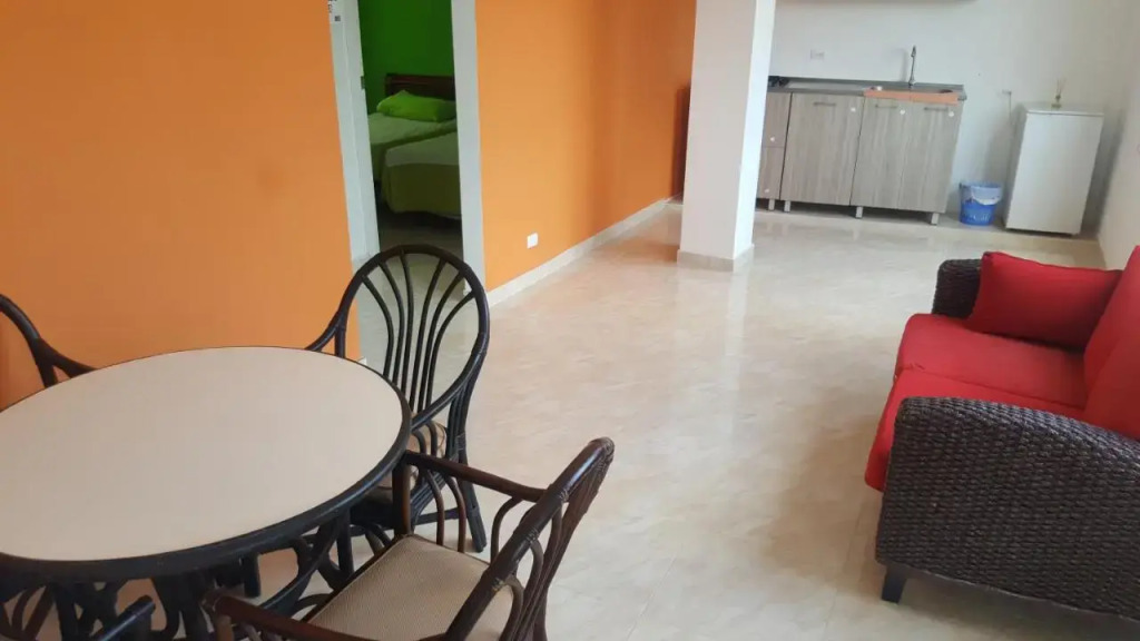 Roxis Place