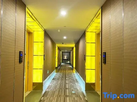 Yazz Hotel