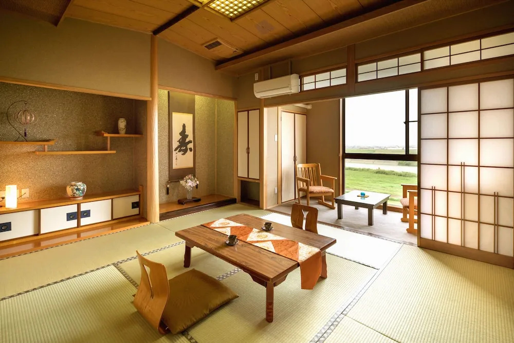 Yumoto Kobayashi