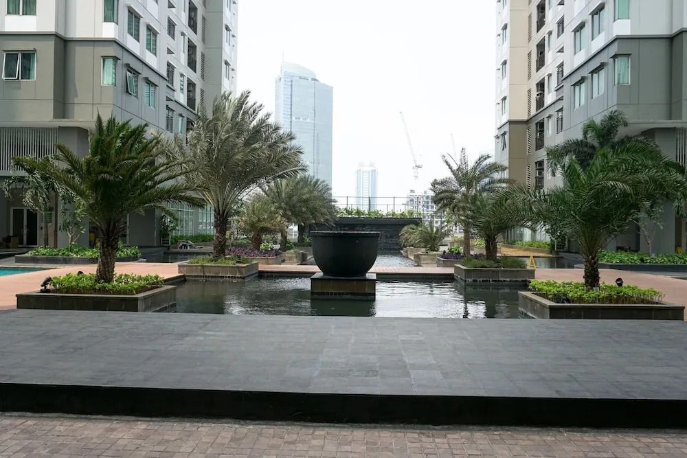 Comfy and Great Location 2BR Apartment at Thamrin Residence By Travelio