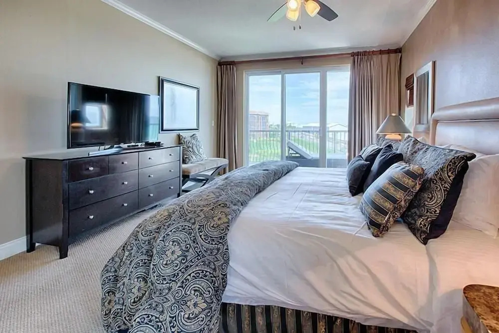 MEDITERRANEA 401A 3 Bedroom Holiday Home by Five Star Properties