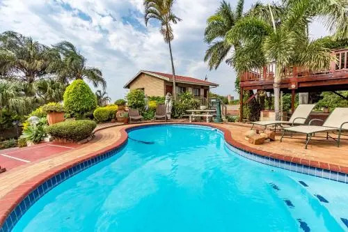 Palm Lodge