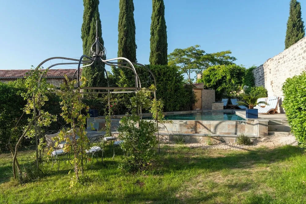 MAISON dHOTES LA GOURGUILLE - TERITORIA