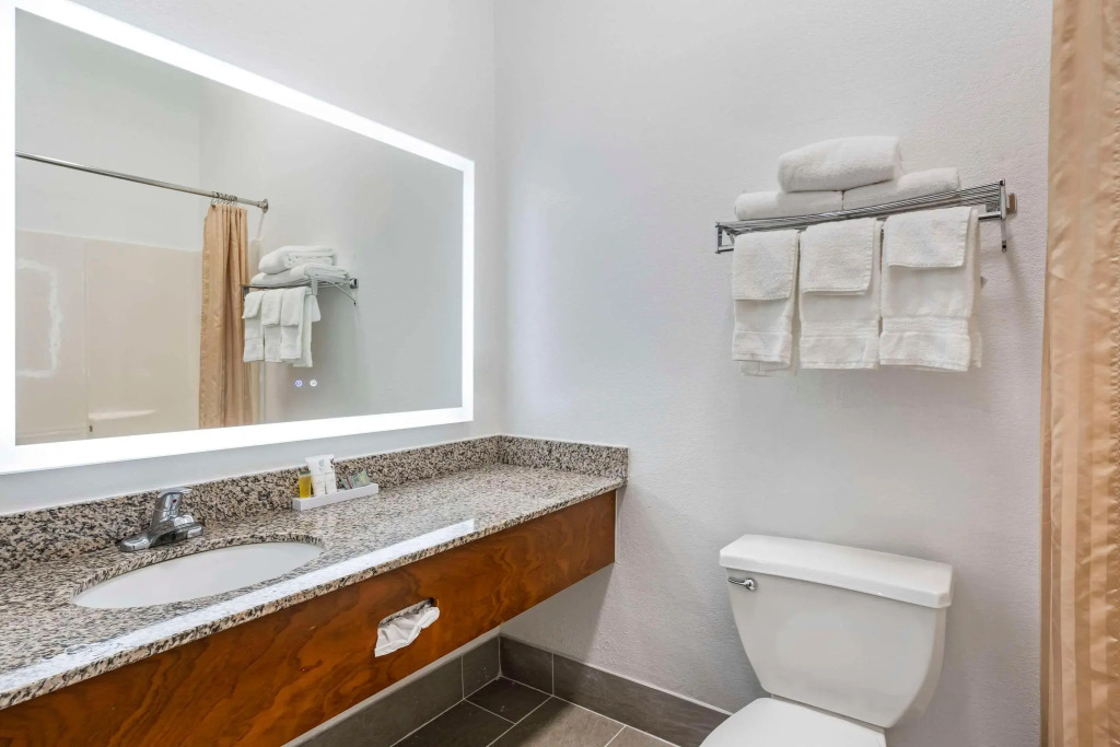Country Inn & Suites by Radisson, Pickerington, OH