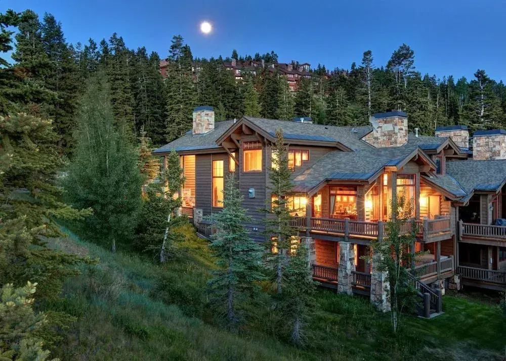 Bellearbor Townhome