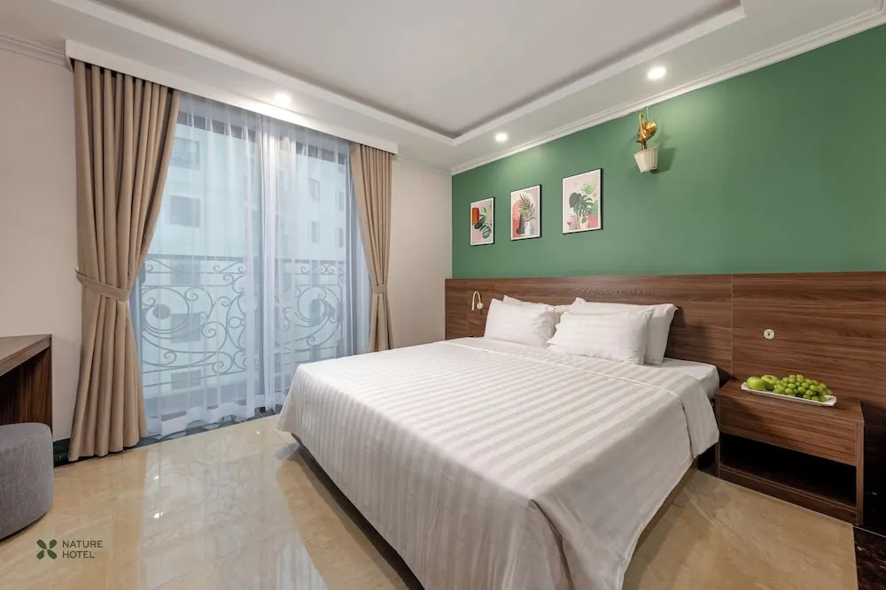 Nature Hanoi Hotel
