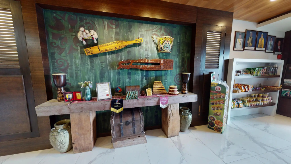 Serapi Hotel