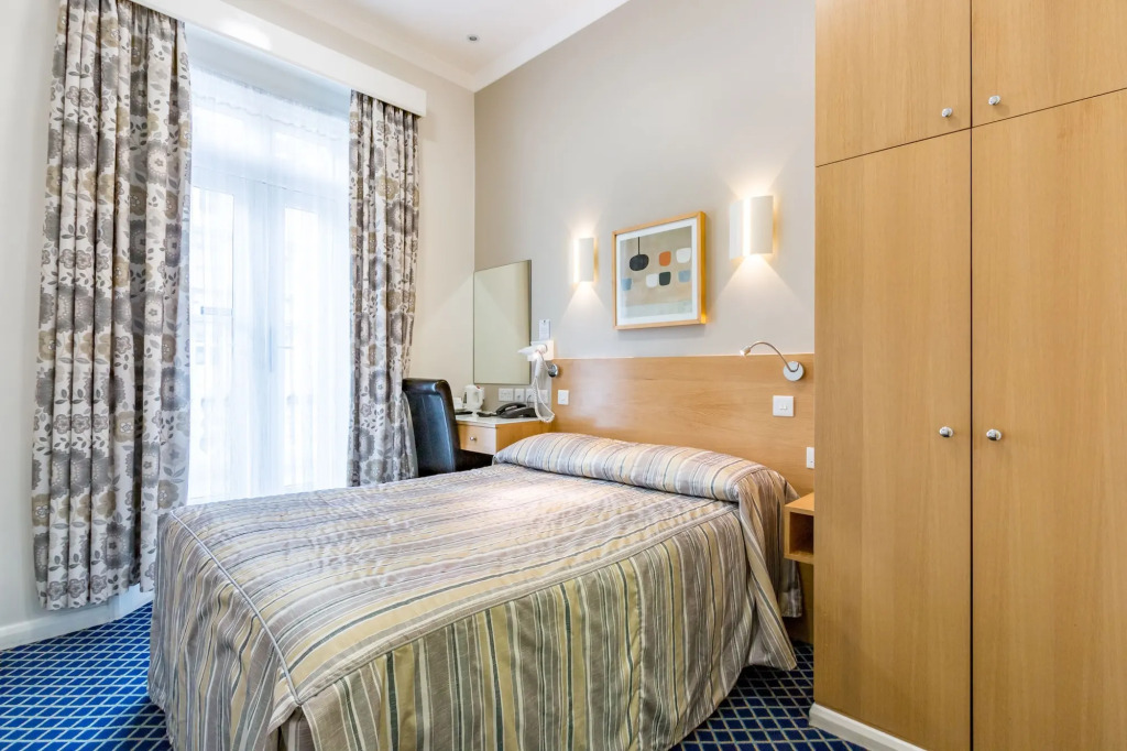 Luna And Simone Hotel