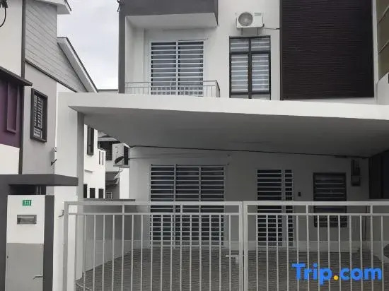 Decozy Homestay