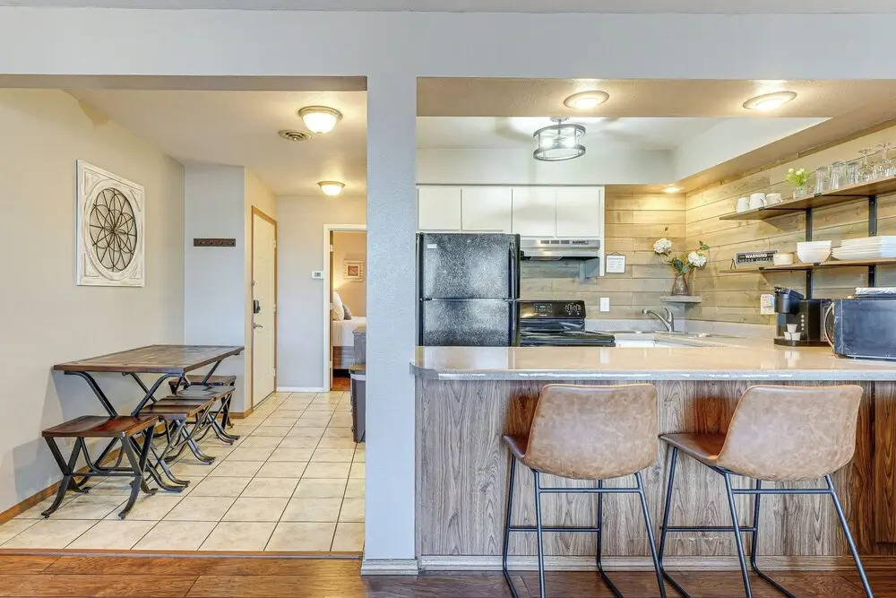 2 Mi to Silver Dollar City: Condo in Branson West