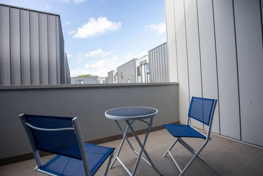 Designer Warm Home@mooneeponds+parking/wifi