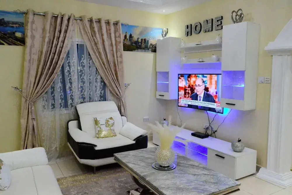 Janhas Senegambia Villa rental 3 with free wi-fi