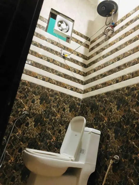 Hotel Rahul Singh by Oyo