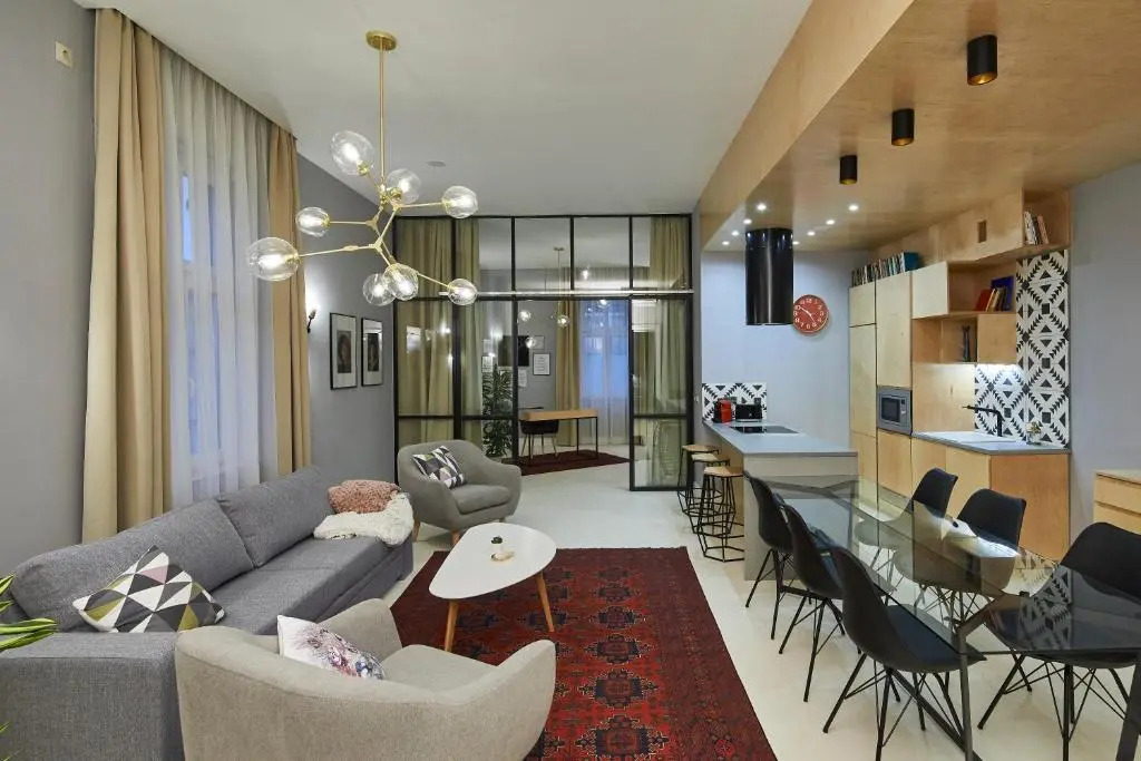 ORANGEHOMES Unique design 3 bathrooms flat
