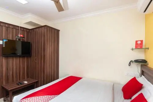 OYO 27038 Anandha Rooms