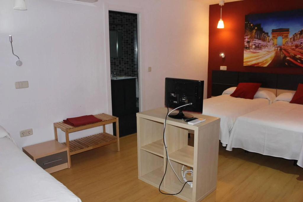 Hostal Falfes