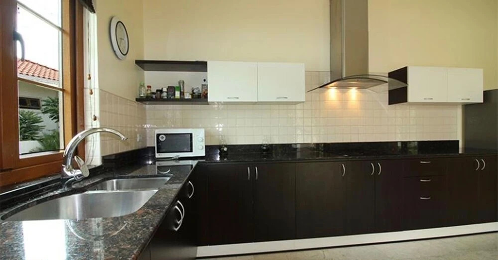 Luxury 5 Bedroom Villa in Beautiful Banyan Resort