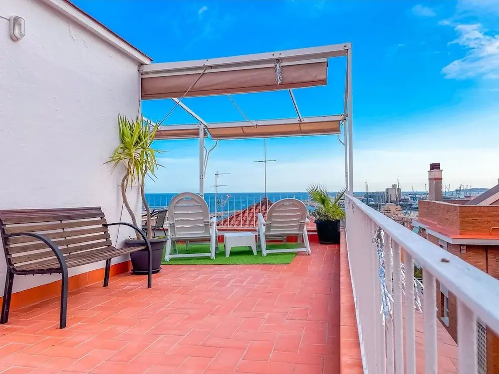 Unik Vacation Attic in Tarragona