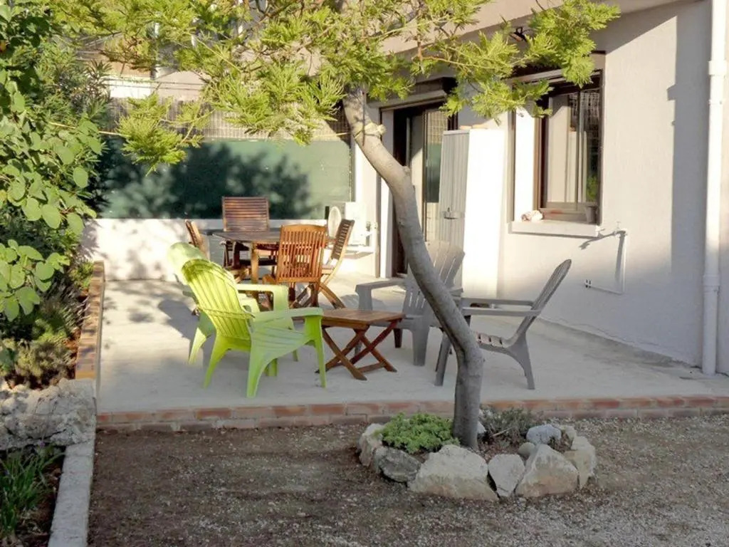 Appartement Six-Fours-les-Plages, 2 pièces, 4 personnes - FR-1-316-174