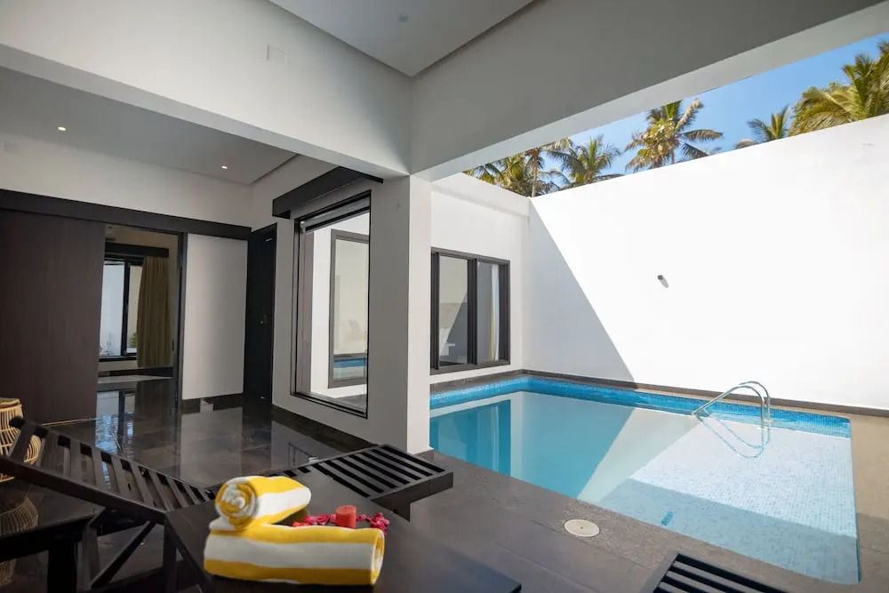 The Saravi Resort