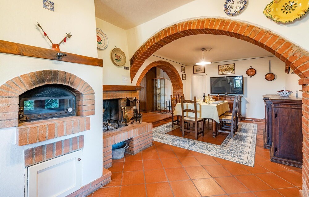 Lovely Home In Castiglion Fiorentino