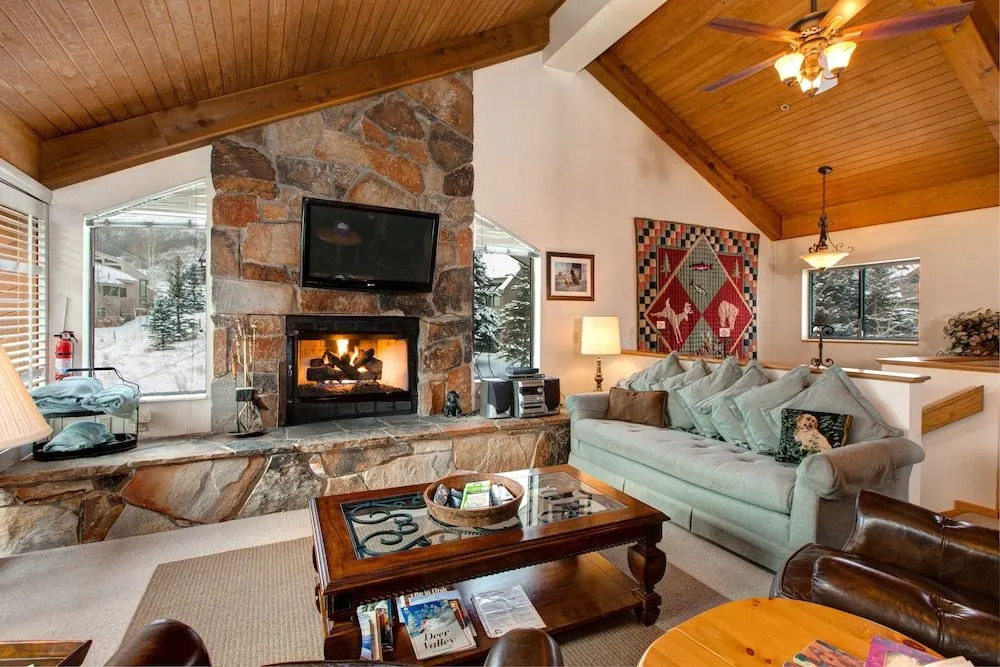 Park City Condo with Indoor Hot Tub by RedAwning