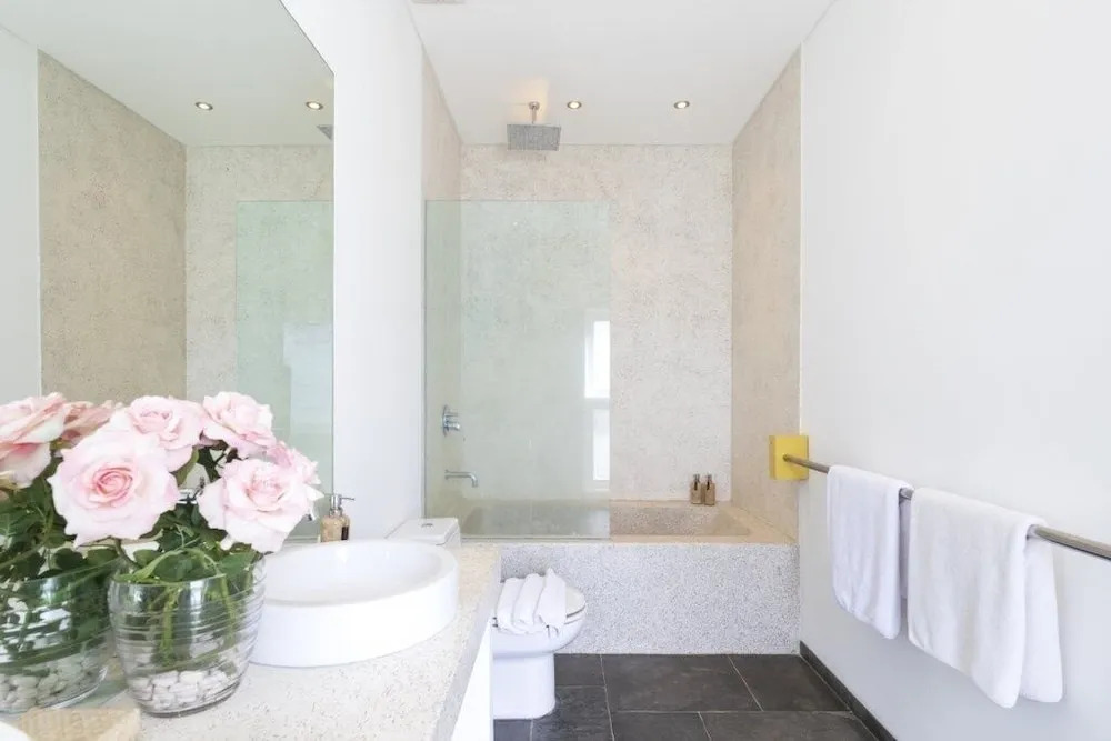Villa La Sirena 2 Minutes From Beach 3 Bedroom Villa by RedAwning