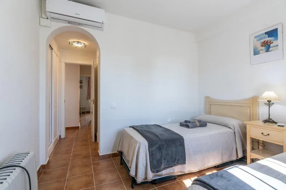 Apartment 100m From Beach