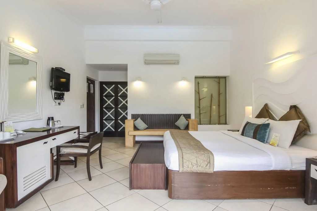 Sonesta Inns Beach Resort - Candolim Beach