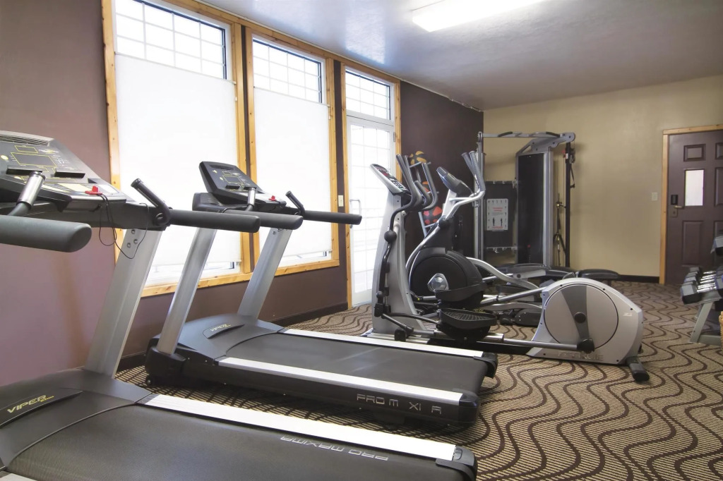 Best Western Plus Riverfront Hotel and Suites