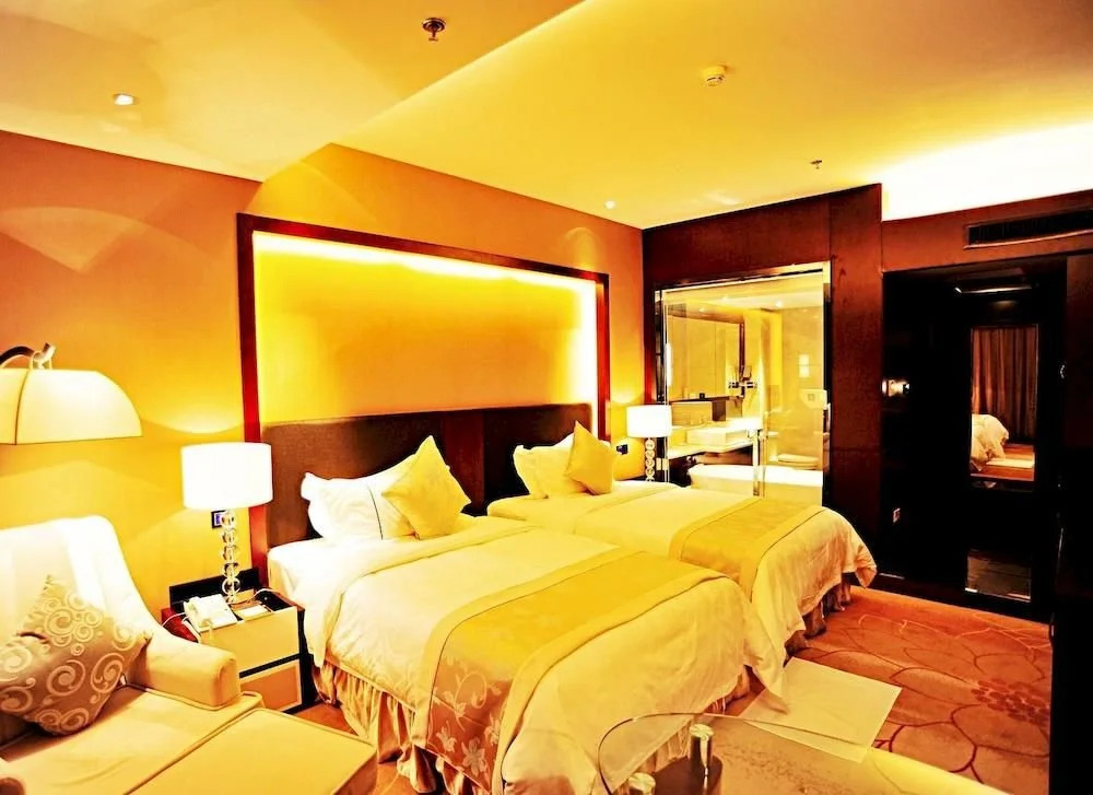 Dingyi Hotel