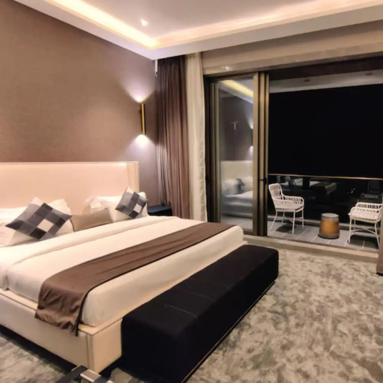 Valentia The Exotic Boutique Hotel - Pure Veg