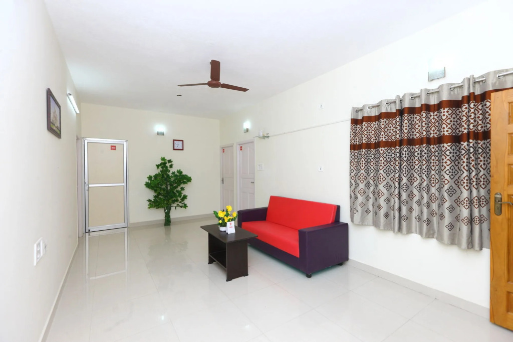 Olive Castles Inn by OYO Rooms