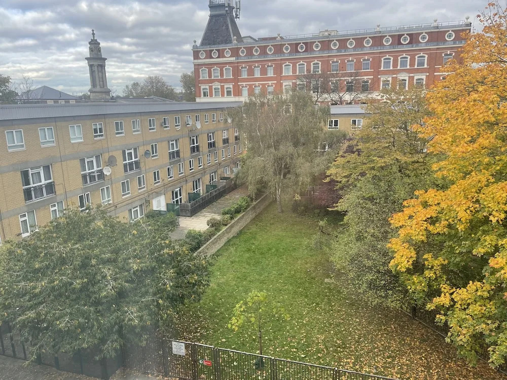 An Amazing 3 bed Flat in the Heart of Camden 5
